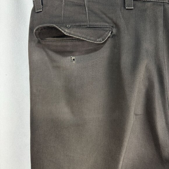 Dockers Loose Fit Mens Size W36 L29 Dress Pants Khakis Pleated Front Black - Picture 3 of 7